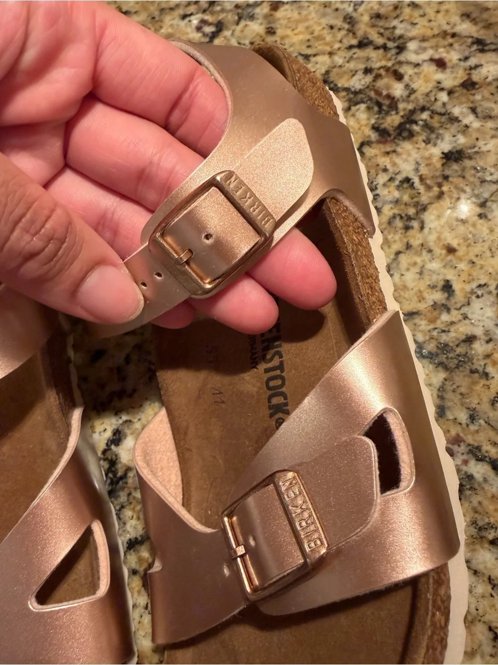 NWOT Birkenstock Rio Kids Sandals – Electric Metallic Copper (US 3-3.5 / EU 34)
